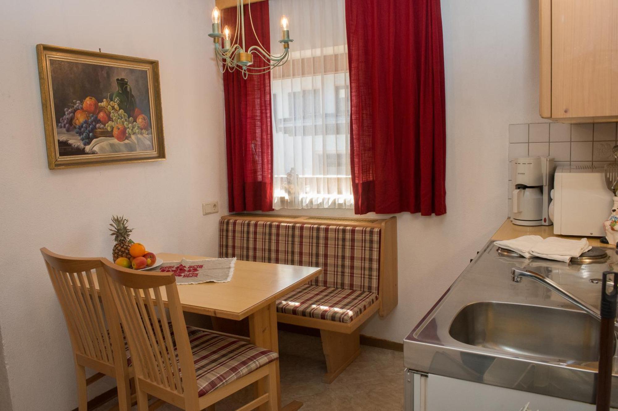 Apartment Krabacher Seefeld in Tirol Zimmer foto